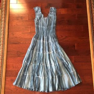 NWOT Mlle Gabrielle women’s midi dress